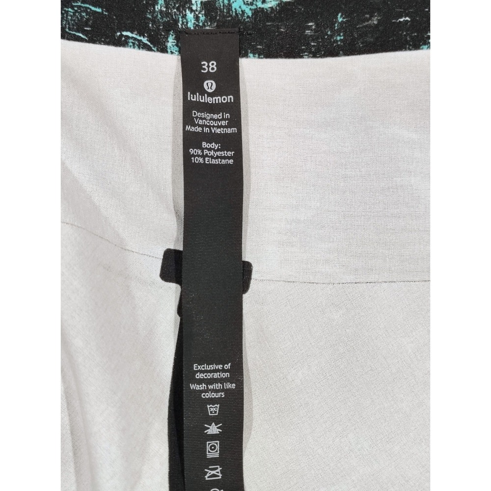 Lululemon Current State Board Mens  Swim Short Green Black LM7AF3S Size 38 - Picture 2 of 9